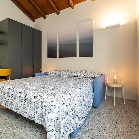 Moderno Appartamento A 200 Metri Dal Duomo Como Zewnętrze zdjęcie