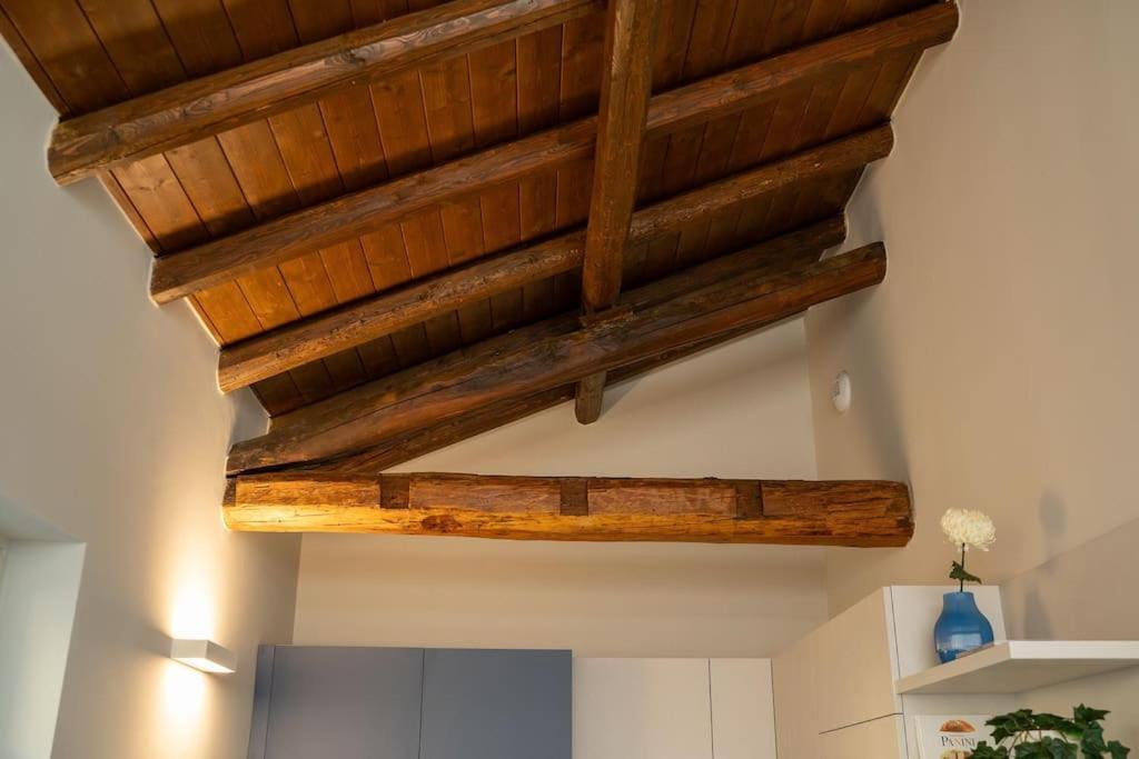 Moderno Appartamento A 200 Metri Dal Duomo Como Zewnętrze zdjęcie